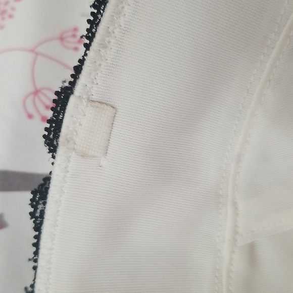 ❗❗3/$20 La Senza Strapless Floral Bra - Picture 4 of 6